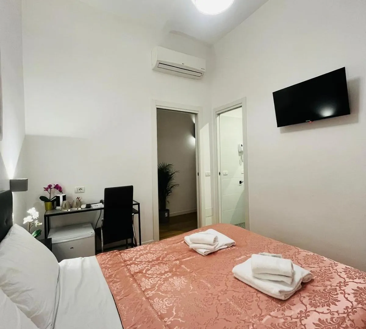 Rome Holiday Guesthouse Guest house