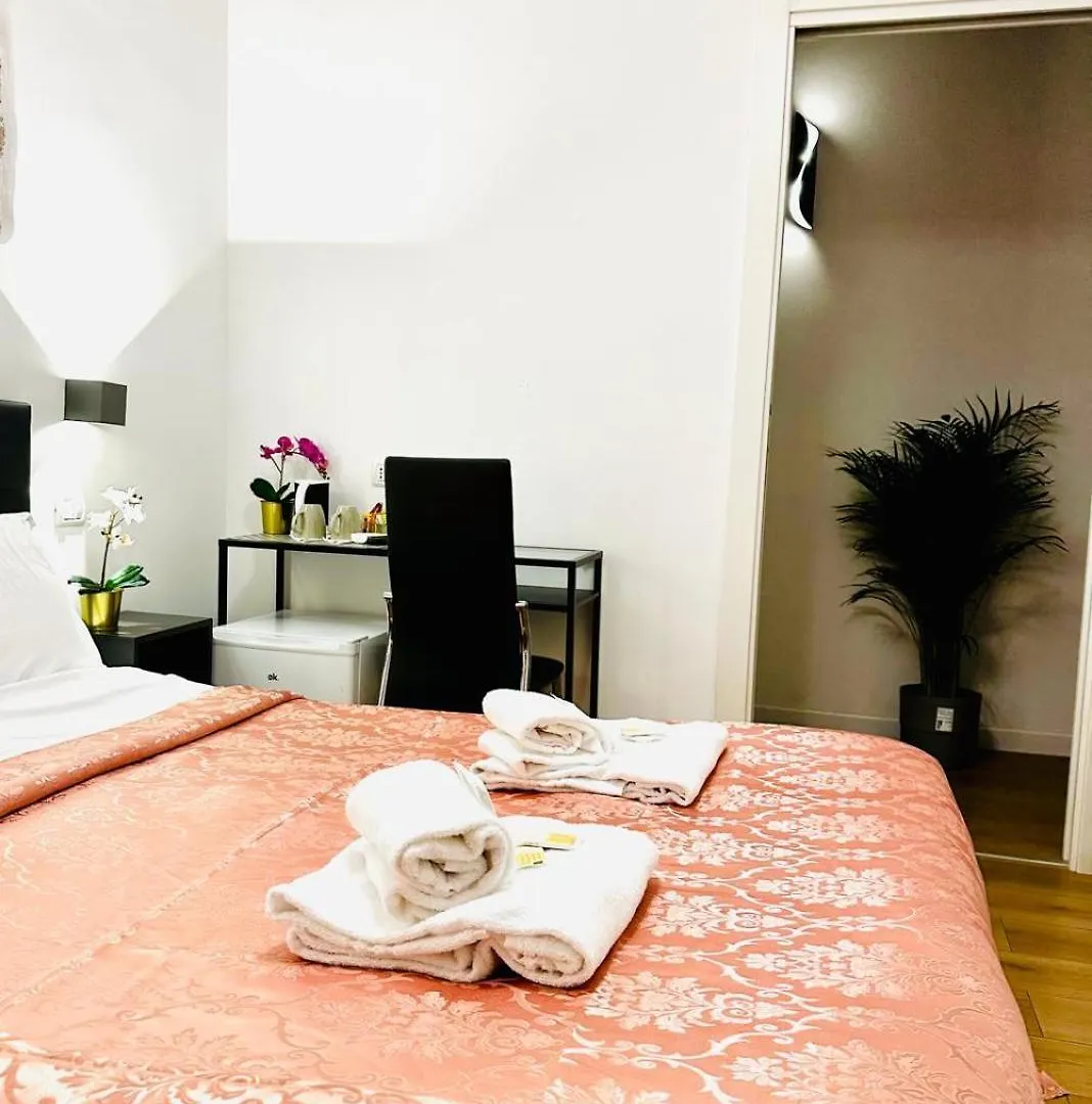 Rome Holiday Guesthouse 0*,