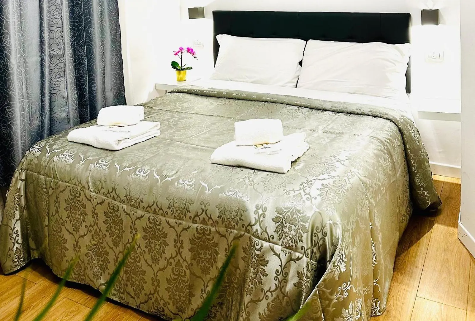Rome Holiday Guesthouse Italy